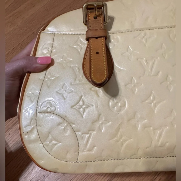 Louis Vuitton Monogram Vernis Summit Drive - Picture 5 of 16